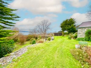 Photo 25- click for photo gallery